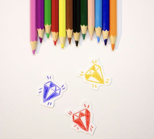 purple blue and yellow color pencils
